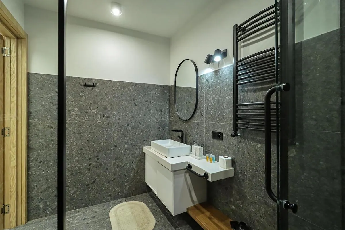 Elegant 2Br In Old Tbilisi - By Wehost Lägenhet